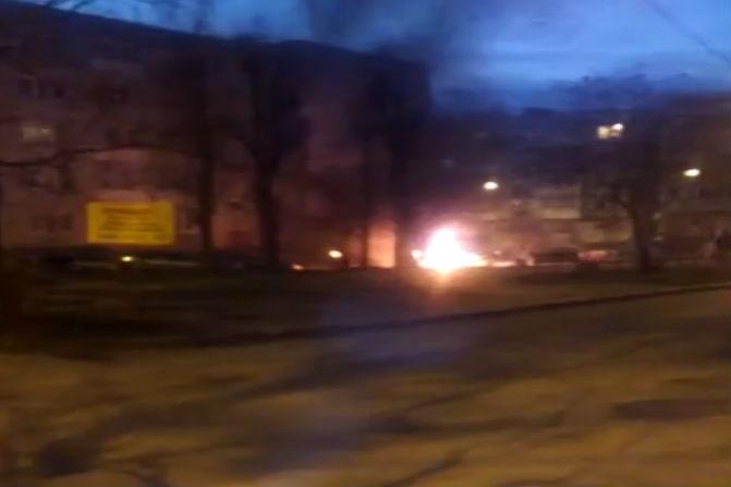 Очевидцы: под Калининградом горят «БМВ Х5» и «Фольксваген»  