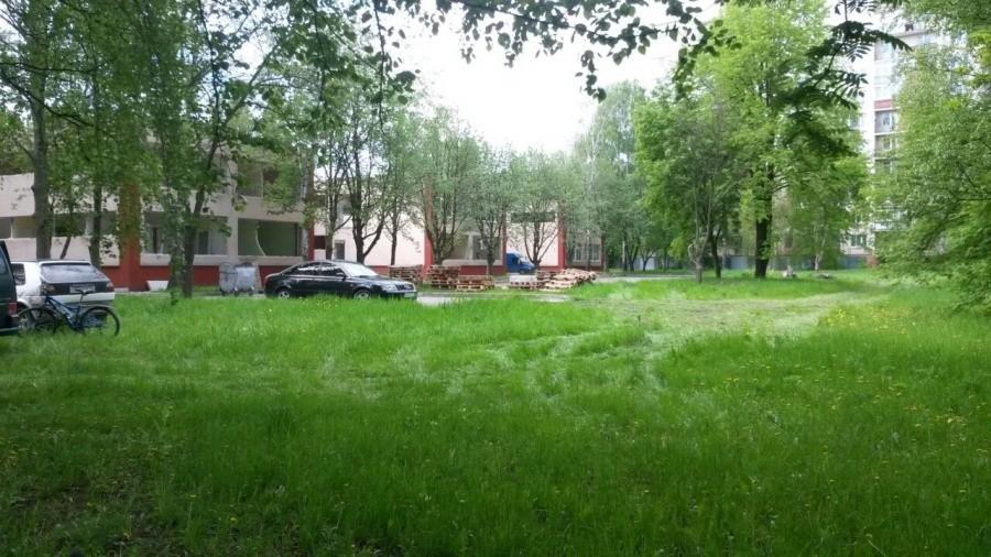 В Калининграде начался демонтаж детского сада в Малом переулке
