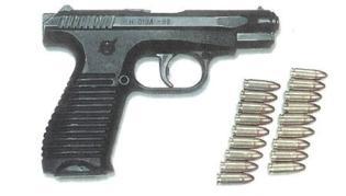 Александр Дацышин награжден именным пистолетом