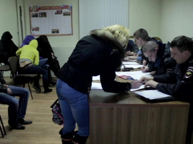 Полиция задержала 15 проституток и 5 сутенёров в Калининграде (фото)