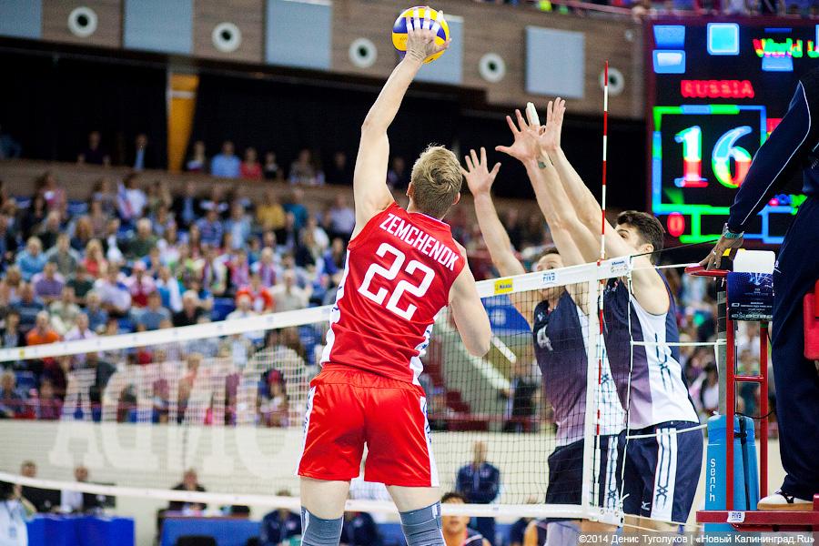 Как сквозь сетку провалились: волейболисты сборной России проиграли команде США