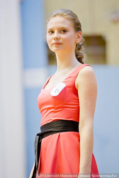 «Юная мисс»: как в Калининграде выбирали «самую-самую» среди школьниц