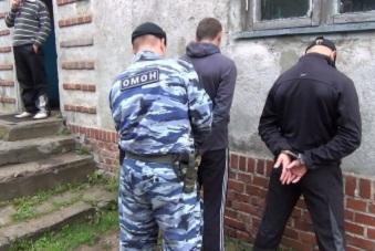 Полиция одновременно провела 22 обыска по делу о нападении на Янтарный комбинат