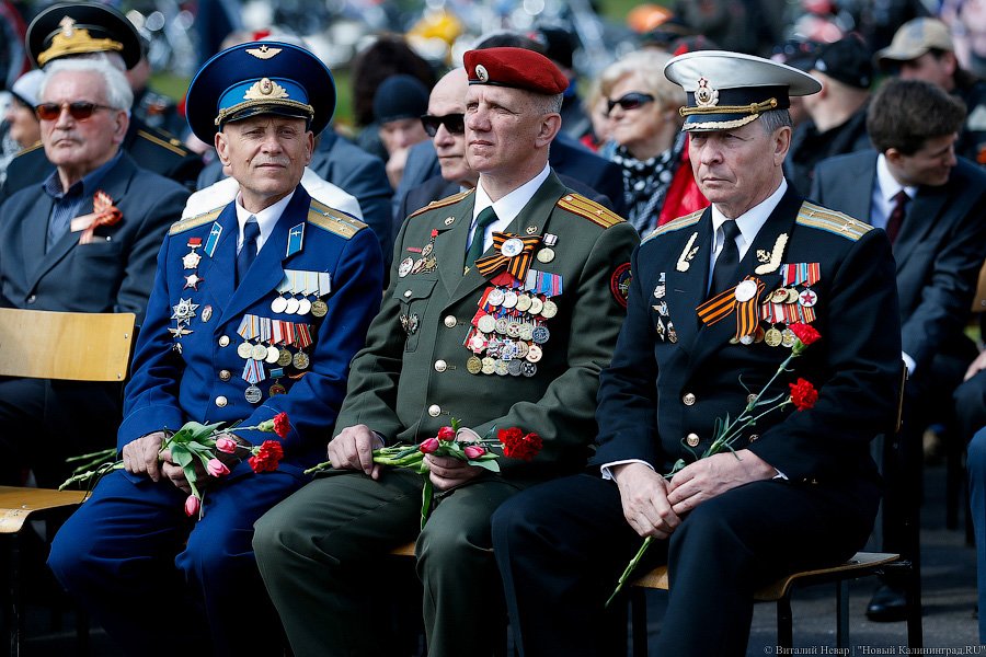 Российские байкеры в Польше: в Бранево почтили память павших солдат