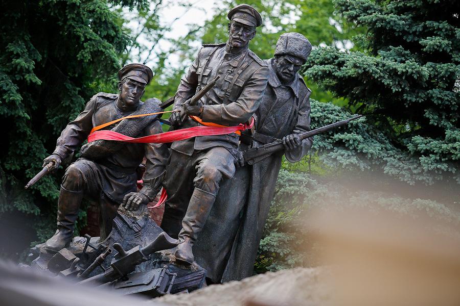 Штык наперевес: у Астрономического бастиона устанавливают памятник героям Первой мировой