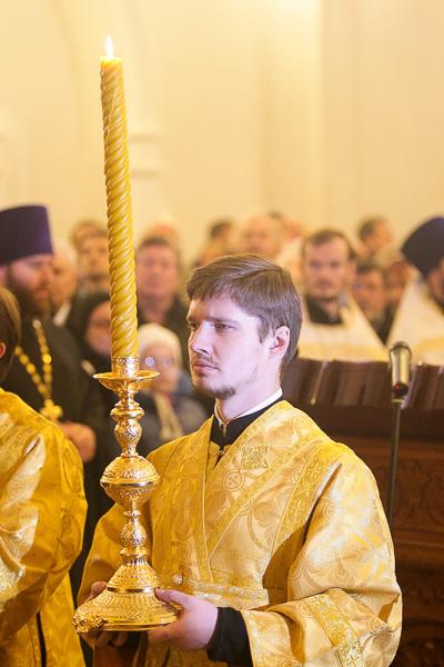 Александр вместо Татьяны: Патриарх Кирилл совершил малое освящение храма на ул. Невского