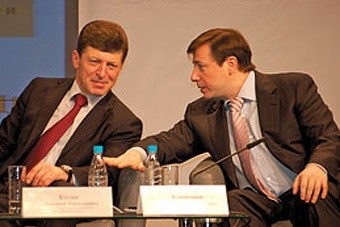 Медведев назначил руководителей программы децентрализации власти