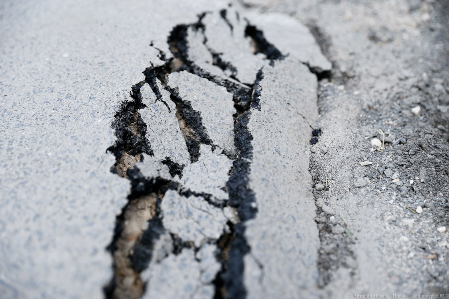 Калининградцы жалуются на «убитую» в ходе ремонта дорогу на Дзержинского 