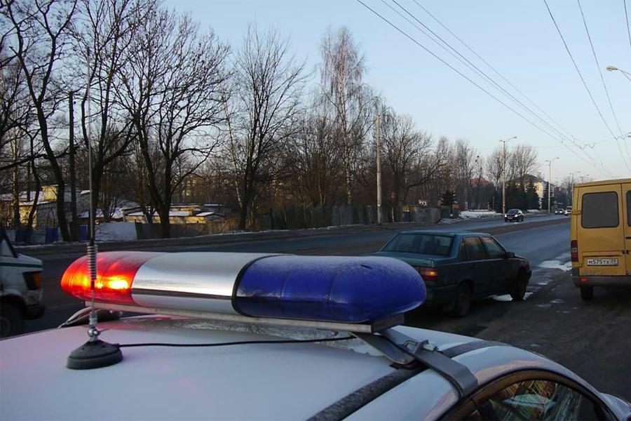 В Калининграде на улице Суворова одного пешехода дважды сбили машины (+фото)