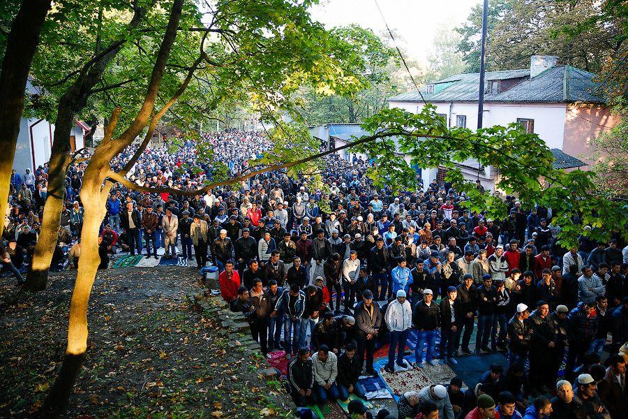 Намоленное место: намаз в праздник Курбан-байрам в Калининграде (фото)