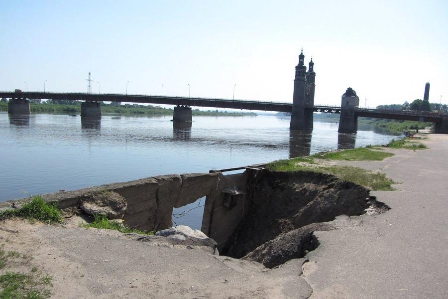 Власти Советска о провалившейся набережной: «Мы не можем  ничего сделать»