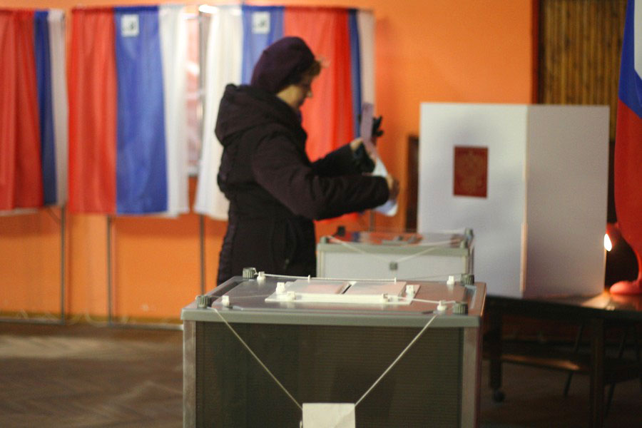 СМИ: выборы президента РФ хотят провести в день присоединения Крыма