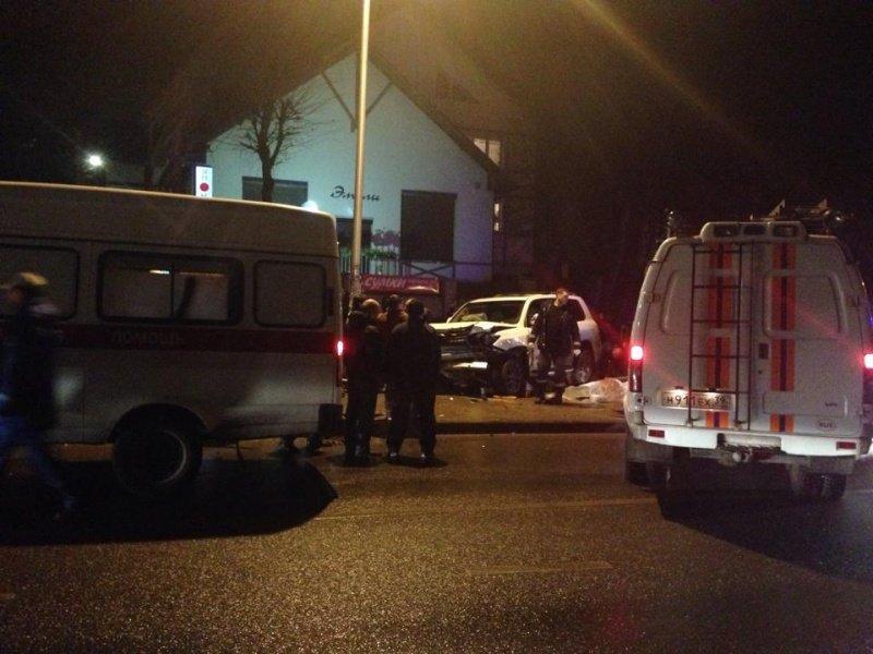 Пьяный водитель «Лексуса» насмерть сбил на тротуаре двух девушек (фото)