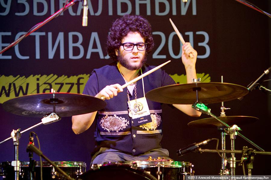 Соседи, виртуоз и фанк: второй день фестиваля «Калининград Сити Джаз-2013» 