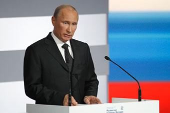 Путин поручил довести зарплату всех учителей до средней по экономике в 2012 году