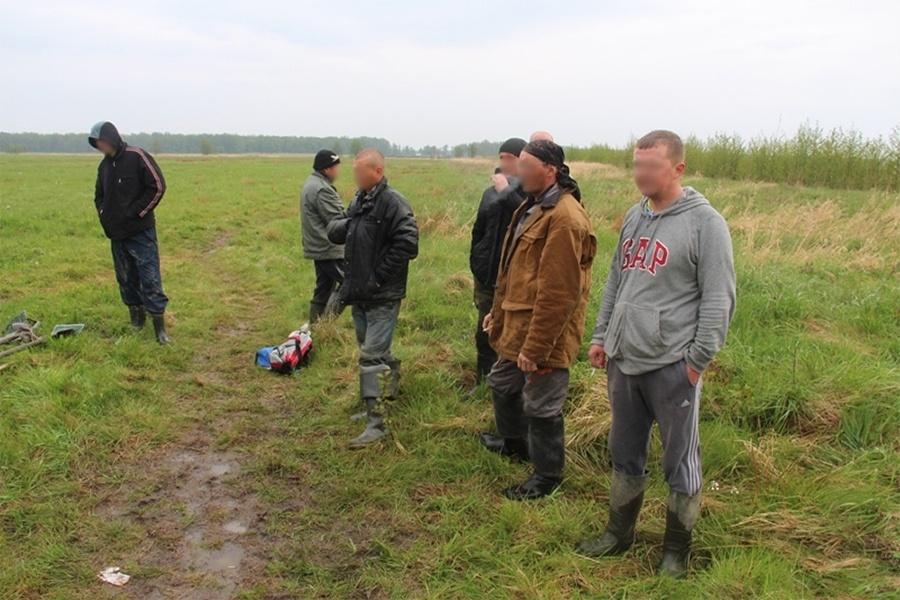 В День Победы в Зеленоградском районе полиция задержала 13 копателей янтаря (фото)