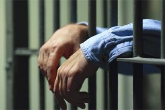 Двоих грабителей «Сбербанка» приговорили к 8,5 и 9 годам лишения свободы