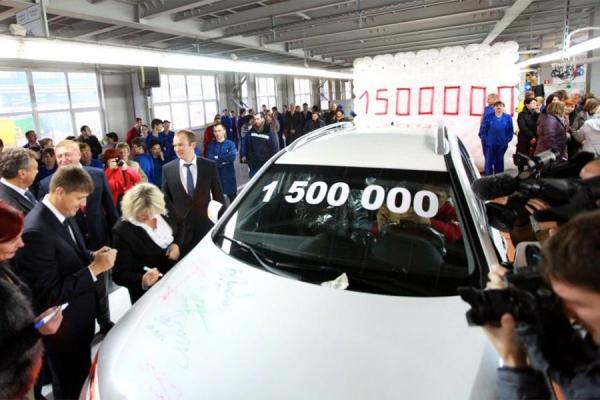 Юбилей качества: на «Автоторе» выпустили 1,5-миллионный автомобиль