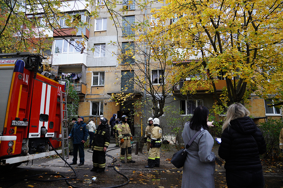 «Все раскурочено и дым валит»: что известно о взрыве бытового газа в пятиэтажке Балтийска (фото)