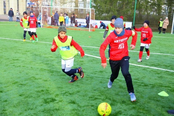 На «Балтике» прошел турнир по мини-футболу «Зимний мяч Автотор»
