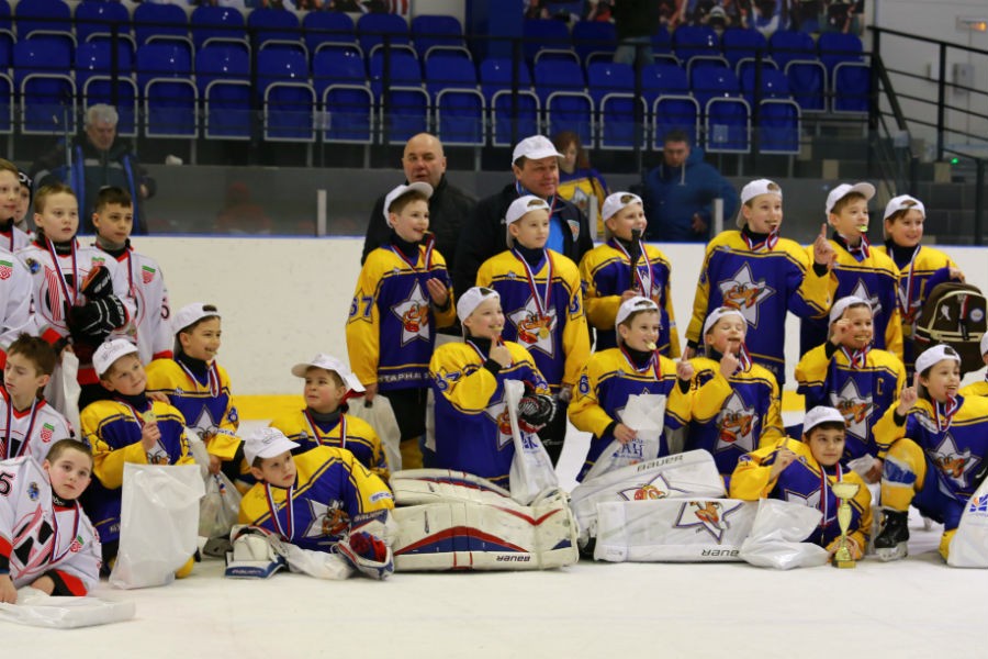 Юные калининградские хоккеисты выиграли домашний международный турнир