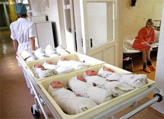 Росстат: в Калининградской области стали меньше рожать и умирать