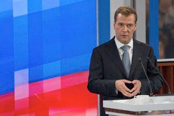 Медведев пообещал принять «окончательное решение» по «проблеме-2016» в Калининграде