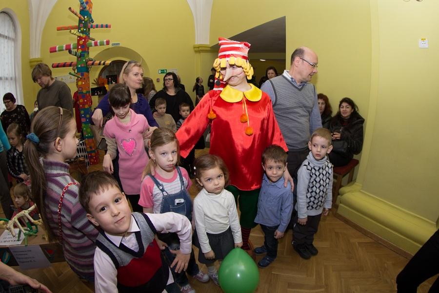 Детский клуб «Развивалка» подарил возможность посетить грандиозный праздник