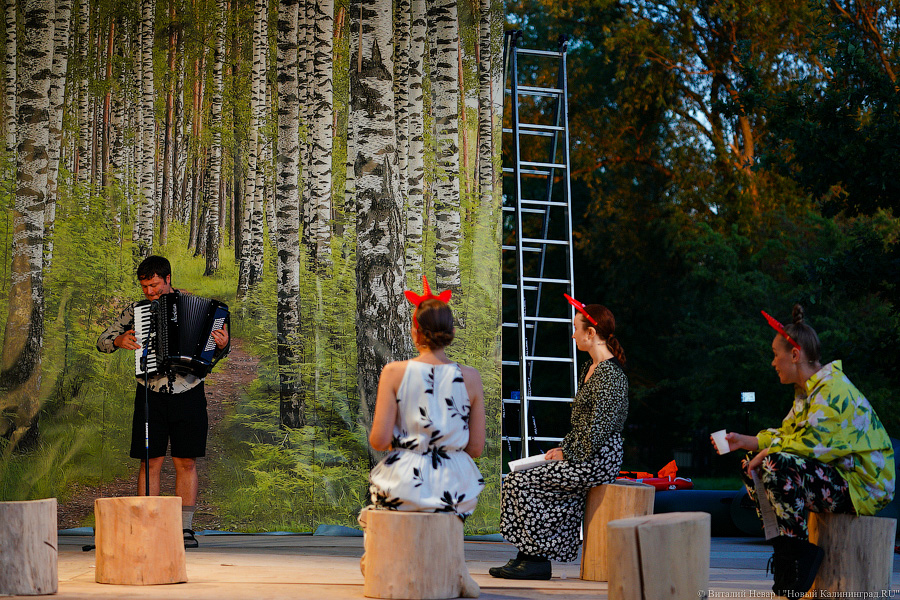 Сентябрьская «Гроза»: калининградский Драмтеатр сыграл спектакль на Верхнем озере