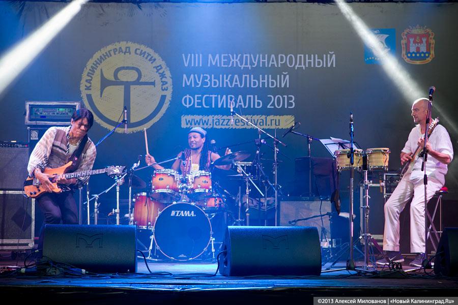 Соседи, виртуоз и фанк: второй день фестиваля «Калининград Сити Джаз-2013» 