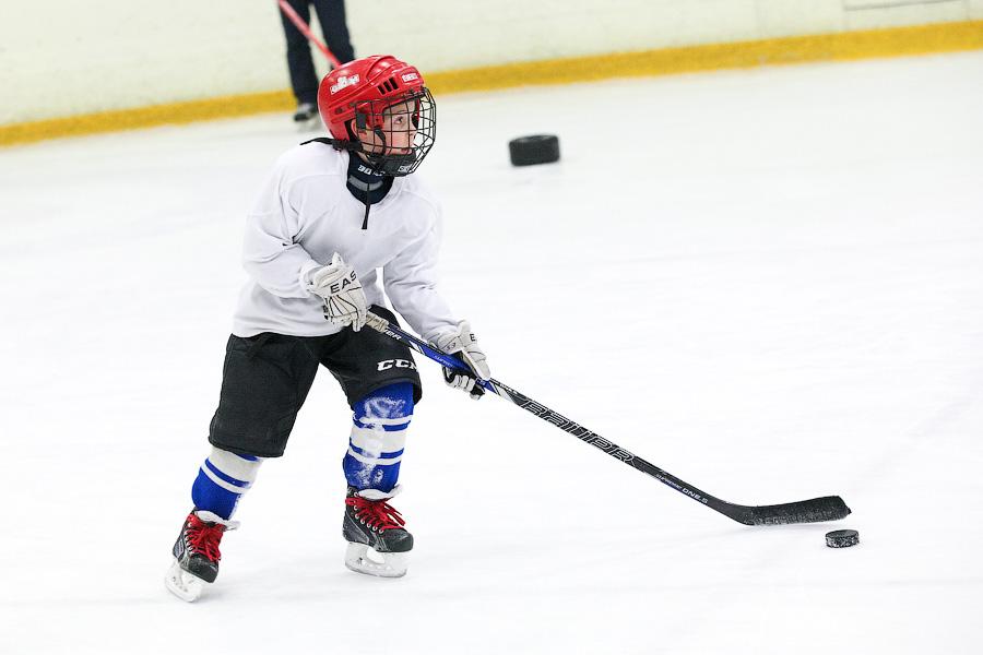 Игры на льду: обзор детских секций по хоккею и керлингу в Калининграде и области