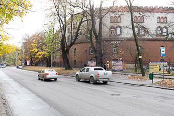 Вместо теннисных кортов арендатор здания на Литовском валу передаёт городу сауну