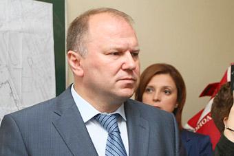 Цуканов признал, что занятия в школах во вторую смену отменили «на всякий случай»