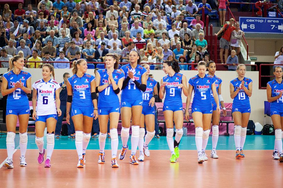 Под рёв трибун: волейболистки сборной России одержали победу над командой Италии