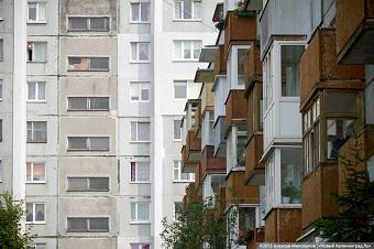 На Московском проспекте из окна 8 этажа выбросился пенсионер с онкозаболеванием