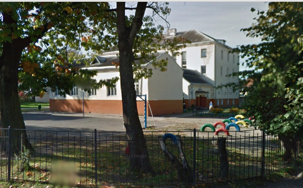 Фото здания детского сада в Полесске, размещенное на «Google maps»