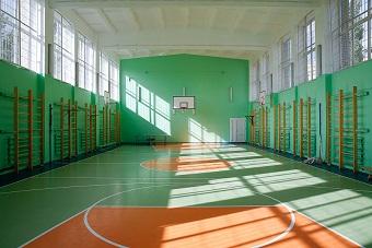Сельские школы получили 26 миллионов рублей на ремонт спортзалов (список)