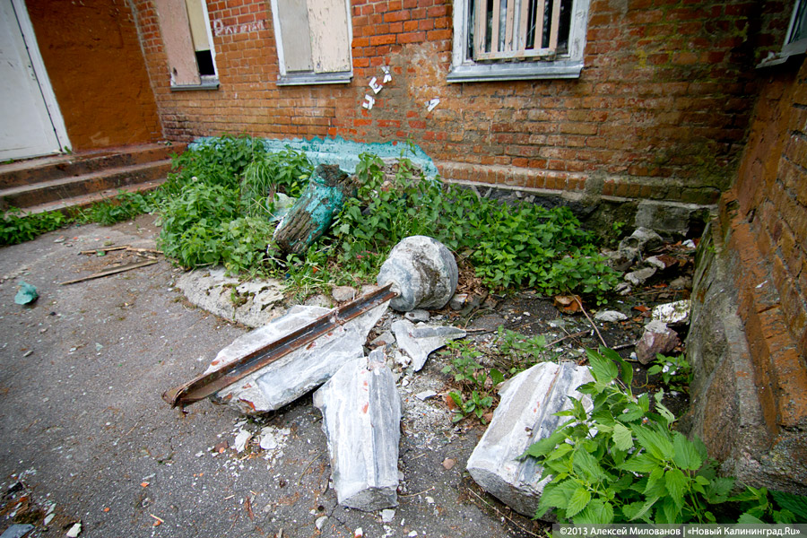 Конец Чехоши: школа поселка Чехово в фотопроекте «Пустые дома»