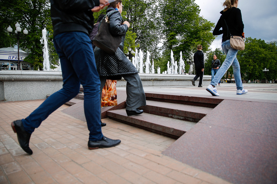 Инвалиды: даже площадь Победы в Калининграде для нас недоступна (фото)