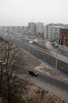 Правительство области намерено начать реконструкцию ул. 9 апреля в 2012 году