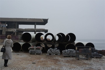 Строительство пирса в Зеленоградске решено возобновить весной 2012 года