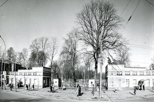 Погоня за трусами и мангабей в фуфайке: о чём писали газеты 35 лет назад