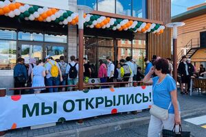 3 июля: на месте «Макдоналдса» в Калининграде открылись кафе «Вкусно — и точка»