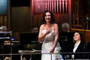 Как в «Пятом элементе»: в филармонии отметили День артиста 