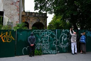 14 июля: заброшенное историческое здание на улице Грекова 