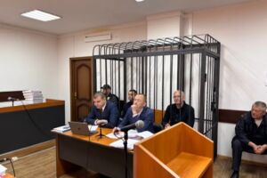Оперативная съемка, деньги и конверт: как прошло заседание по делу экс-главы Балтийска