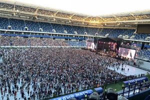 4 июня: первый концерт на стадионе «Калининград»