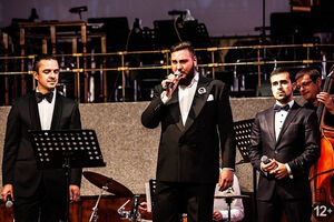 «Новый год в хорошей компании»