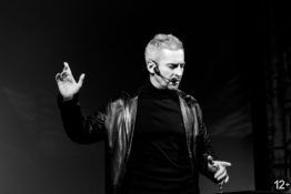 Тень Модильяни