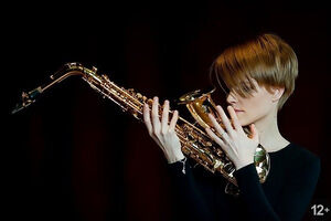 Вероника Кожухарова (саксофон, Москва)